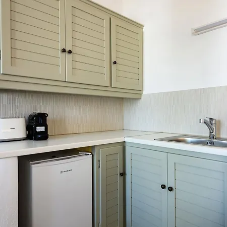 アパート Phaedrus Living Paros Cycladic Residences 2 ピソ ・リバディ